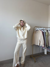 Load image into Gallery viewer, Cream Fleece Sweatpants Set
